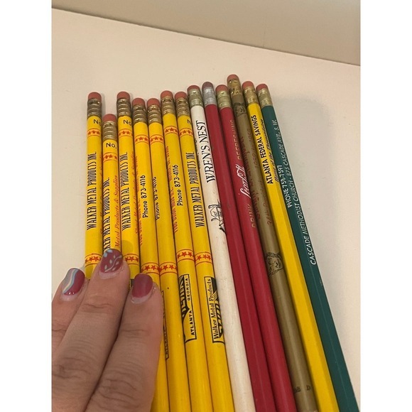 Lot of 13 Vintage Pencils - Picture 1 of 8